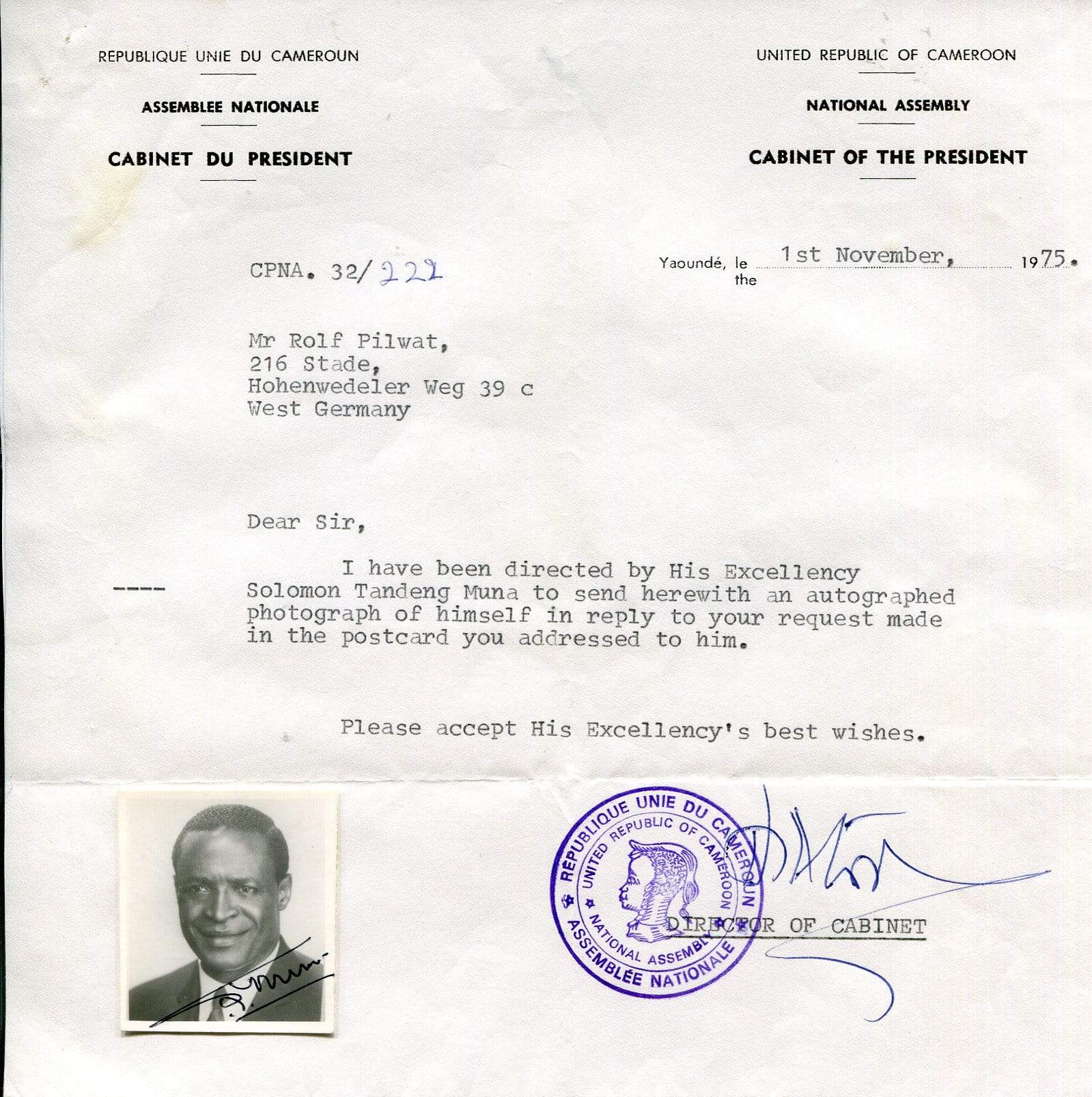 Muna, Salomon Tandeng autograph