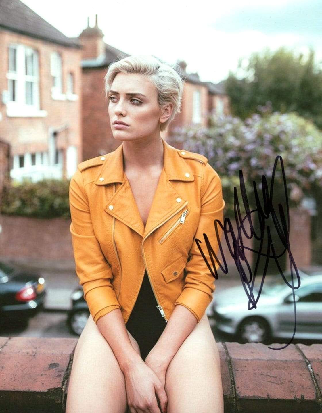 Day, Wallis autograph