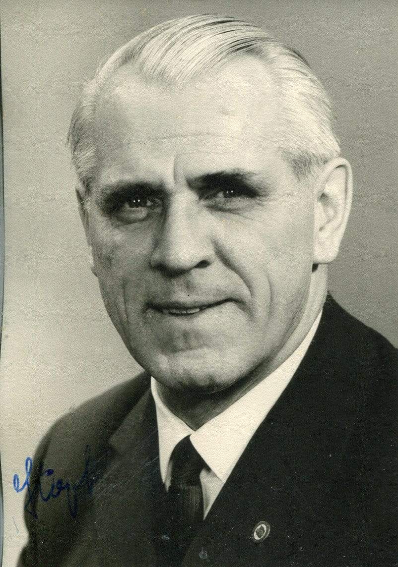 Stoph, Willi autograph