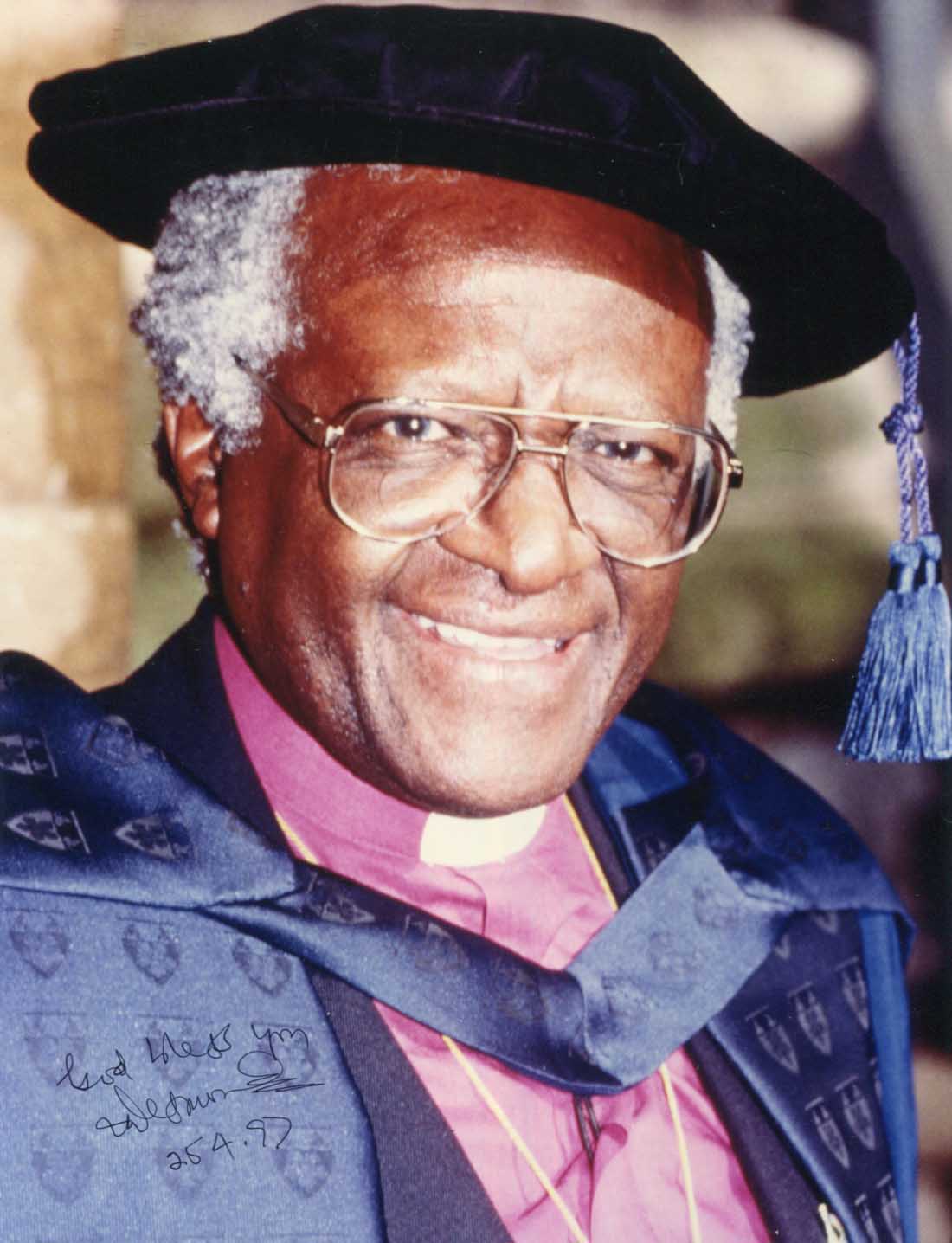 Desmond Tutu Autograph Autogramm | ID 15424743342461