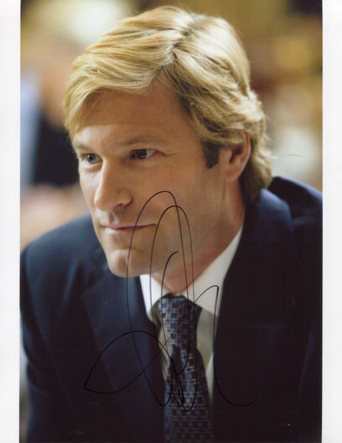 Aaron Eckhart Autograph Autogramm | ID 15560983773565