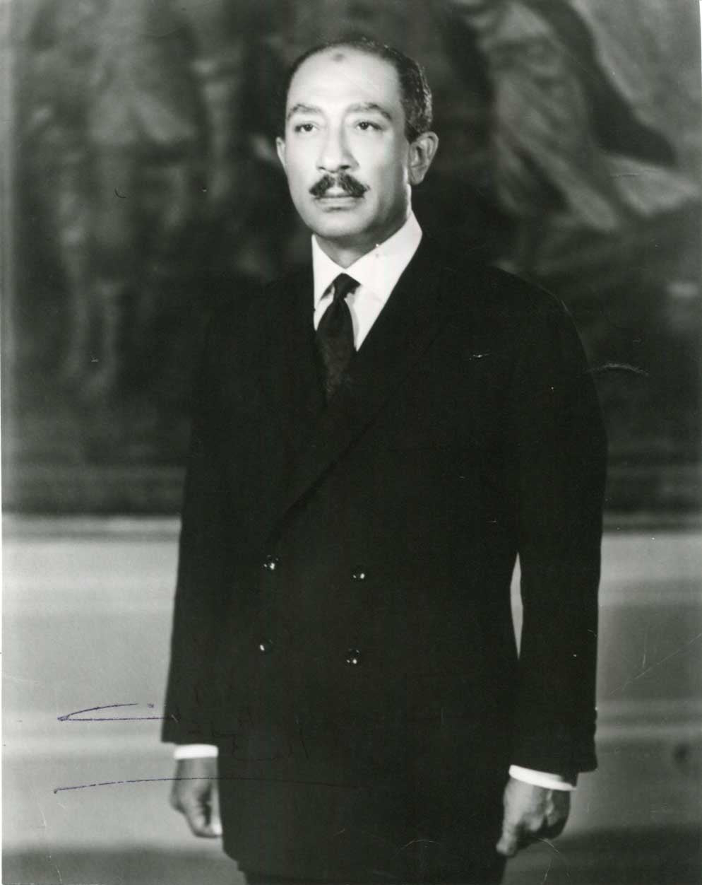 Jehan & Anwar as Sadat Autographs