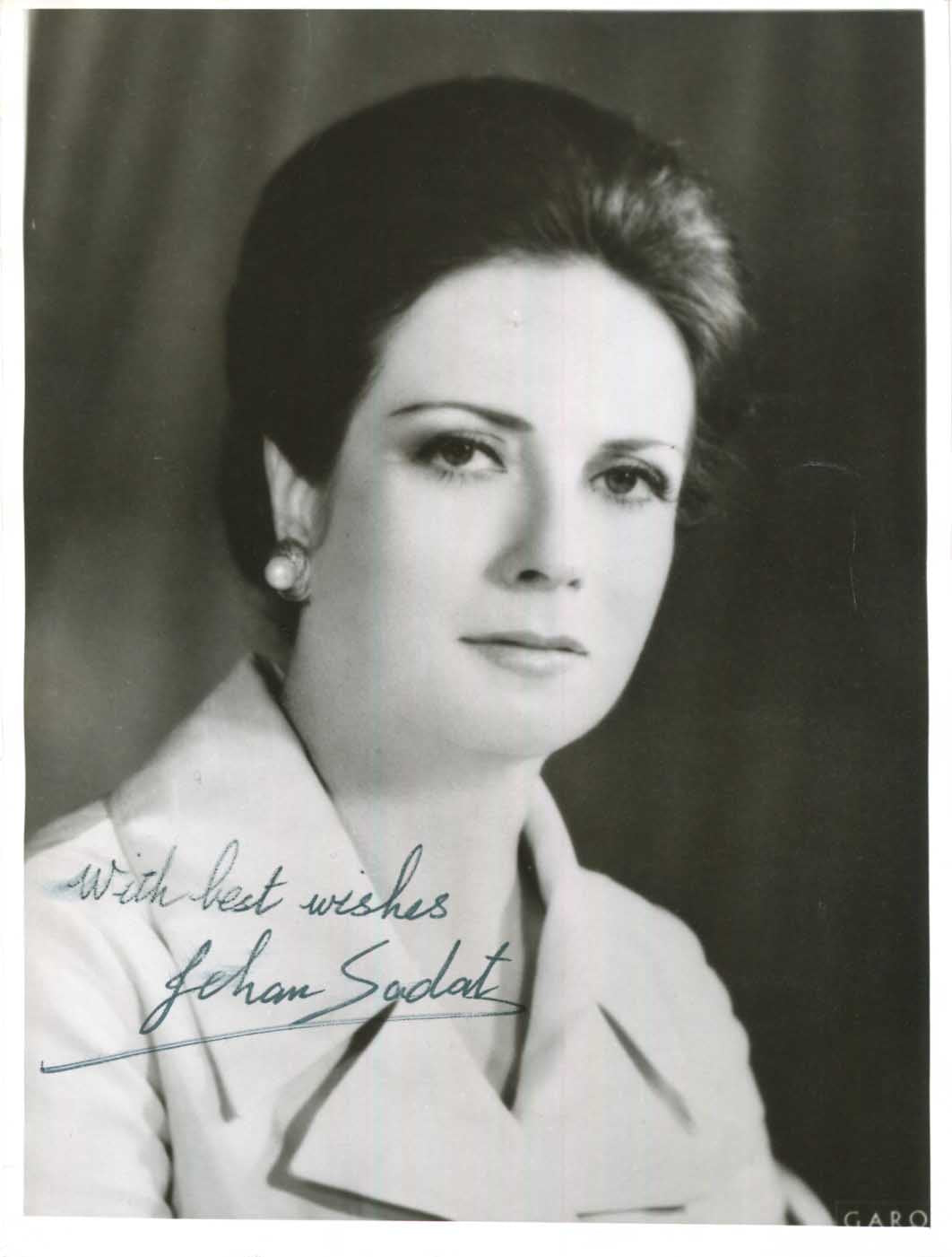 Jehan & Anwar as Sadat Autographs