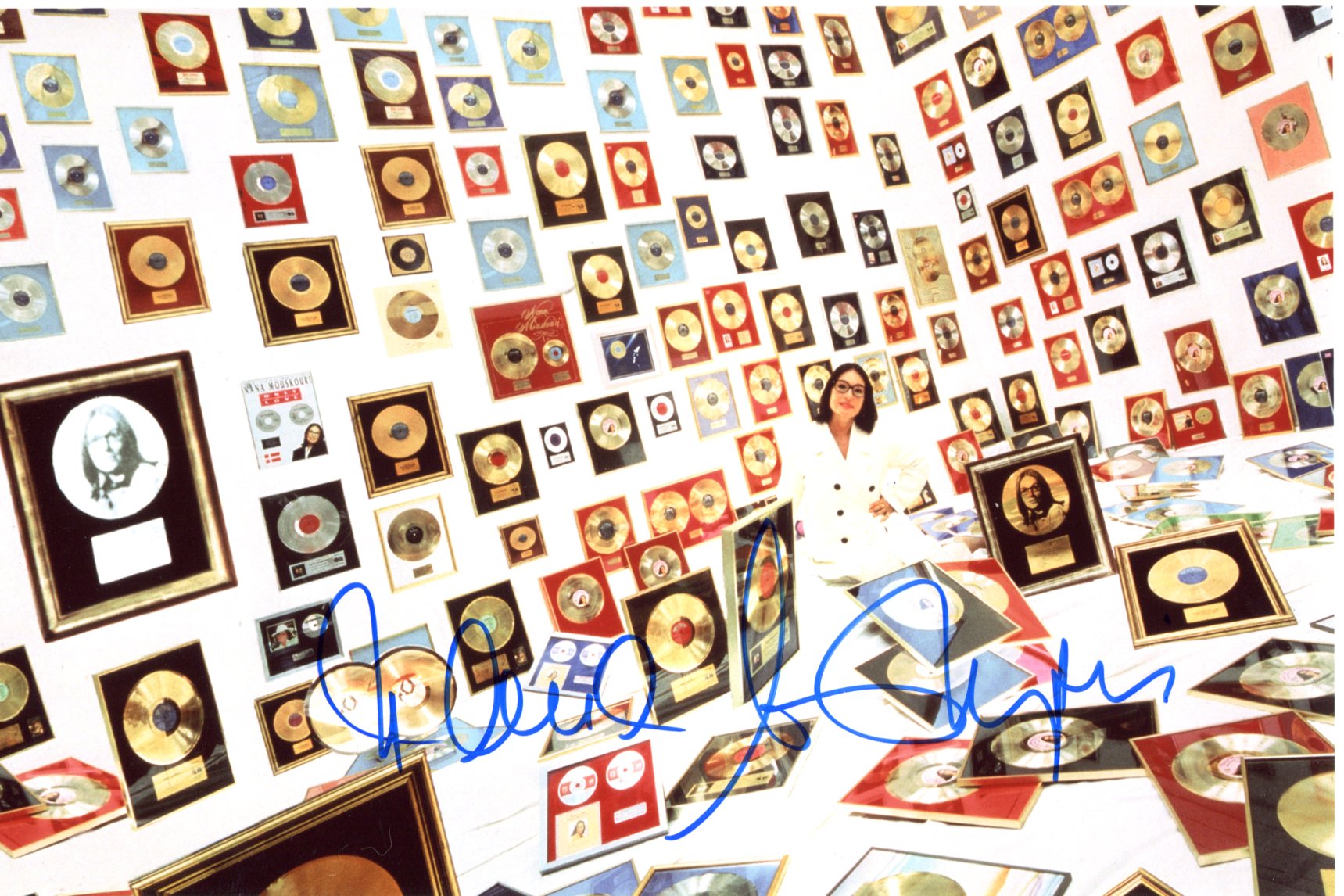 Nana Mouskouri Autograph Autogramm | ID 15630790164861