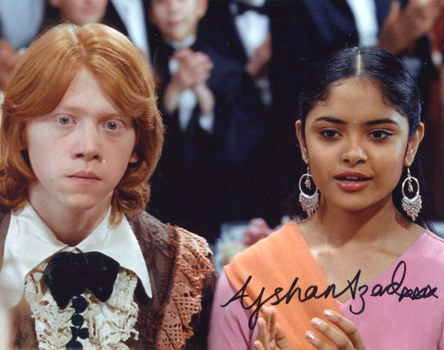 Afshan Azad Autograph Autogramm | ID 15715815817597