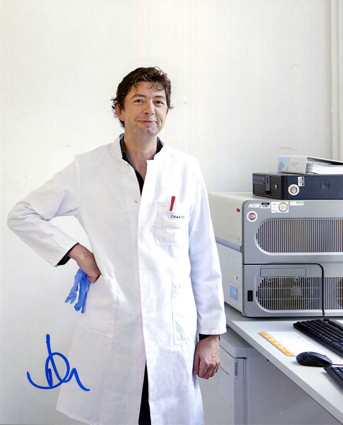 Christian Drosten Autograph Autogramm | ID 15763877888381