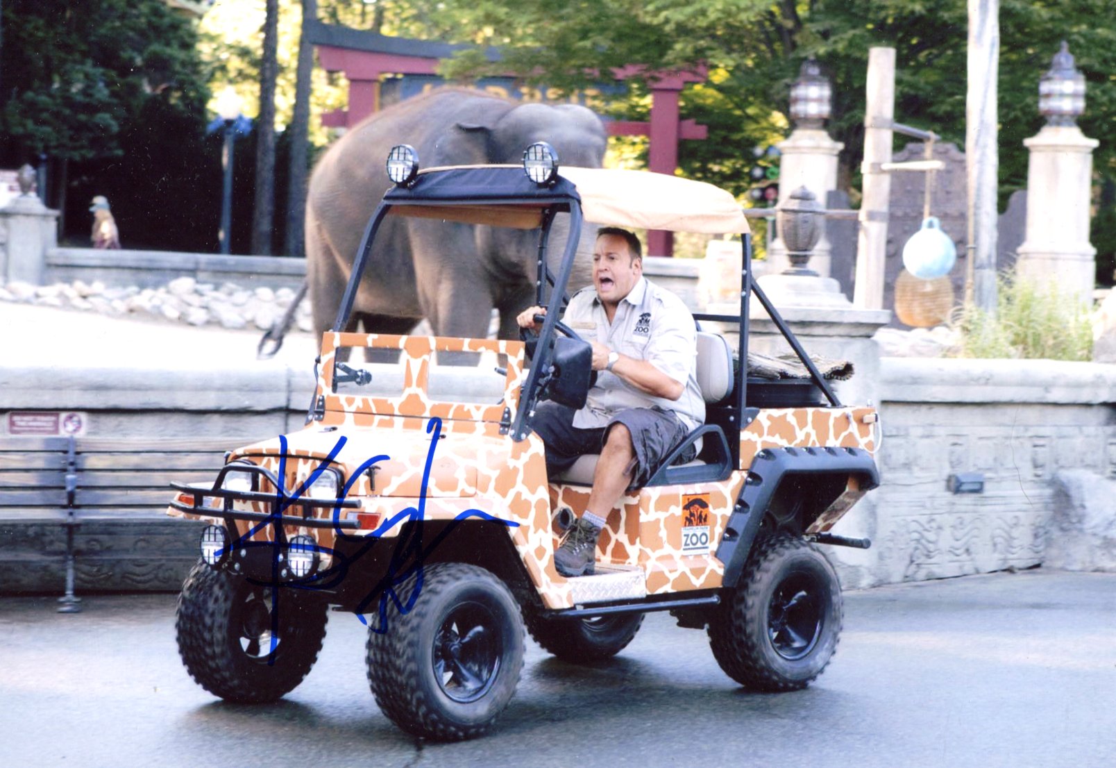 Kevin James Autograph Autogramm | ID 15785767829885