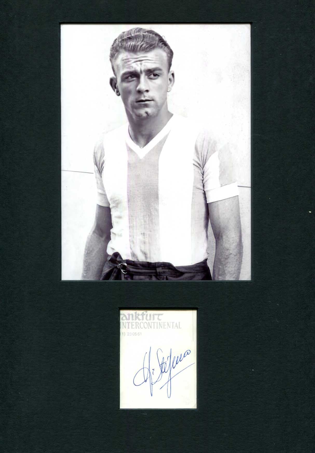 Alfredo Di Stefano Autograph