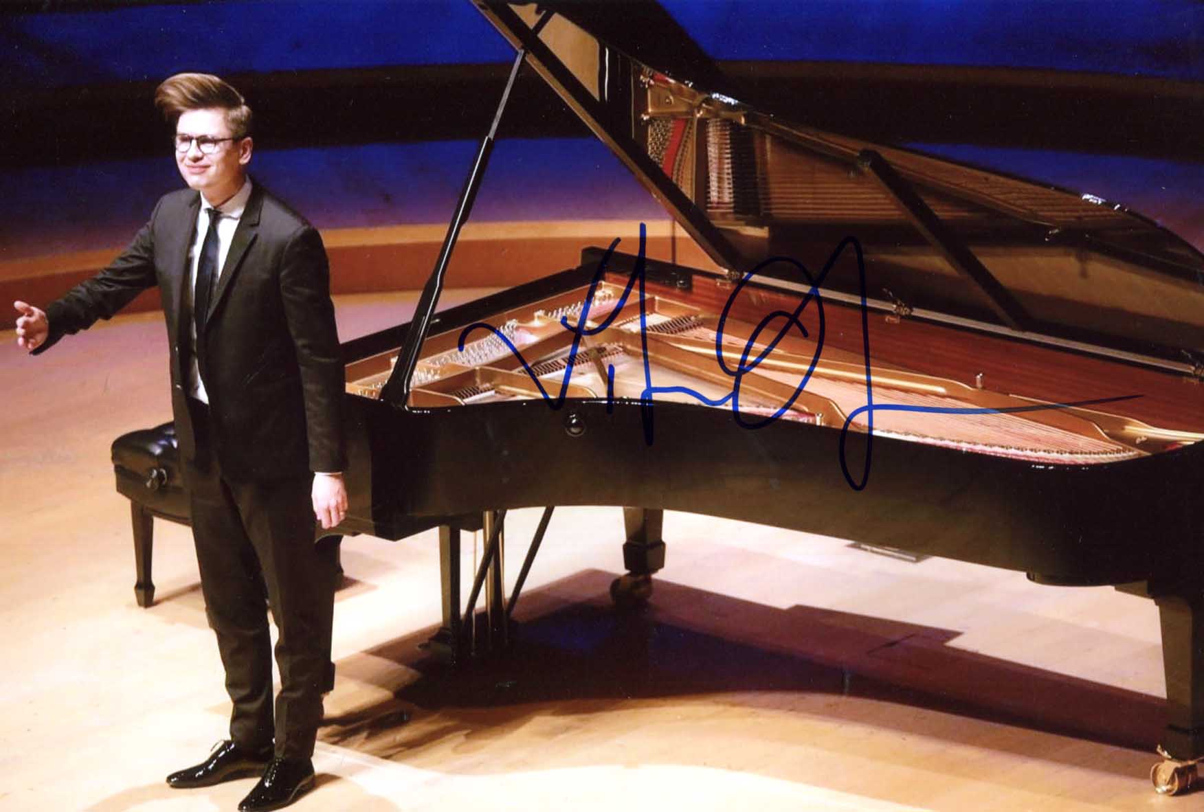 Víkingur Ólafsson Autograph Autogramm | ID 15807849365885