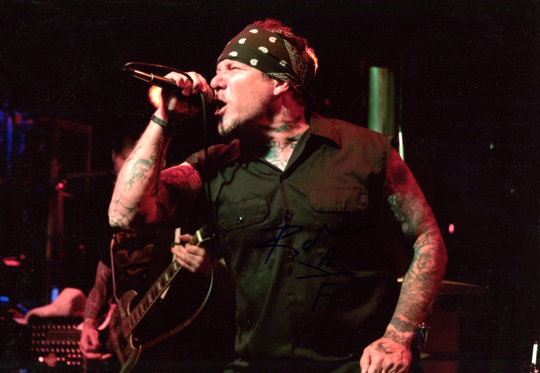 Roger Miret Autograph Autogramm | ID 15824649814397