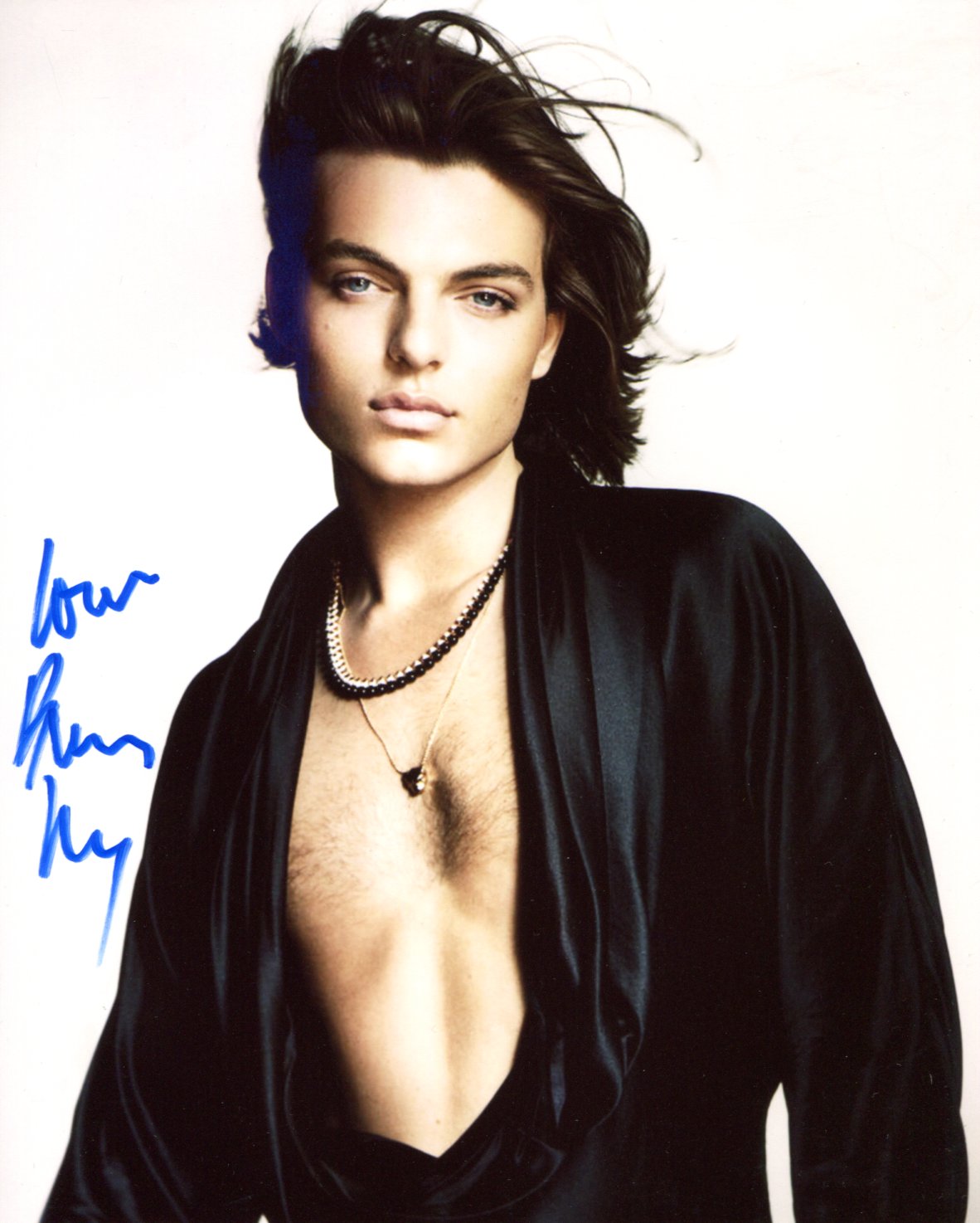 Damian Hurley Autograph Autogramm | ID 15836411429245