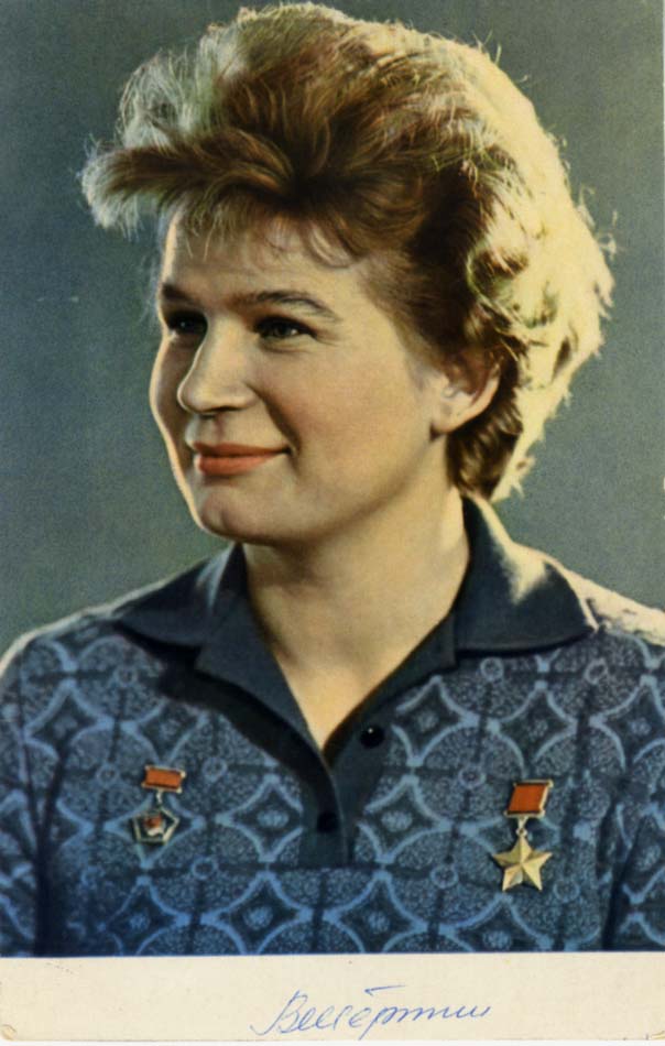 Valentina Tereshkova Autograph Autogramm | ID 15849047982461