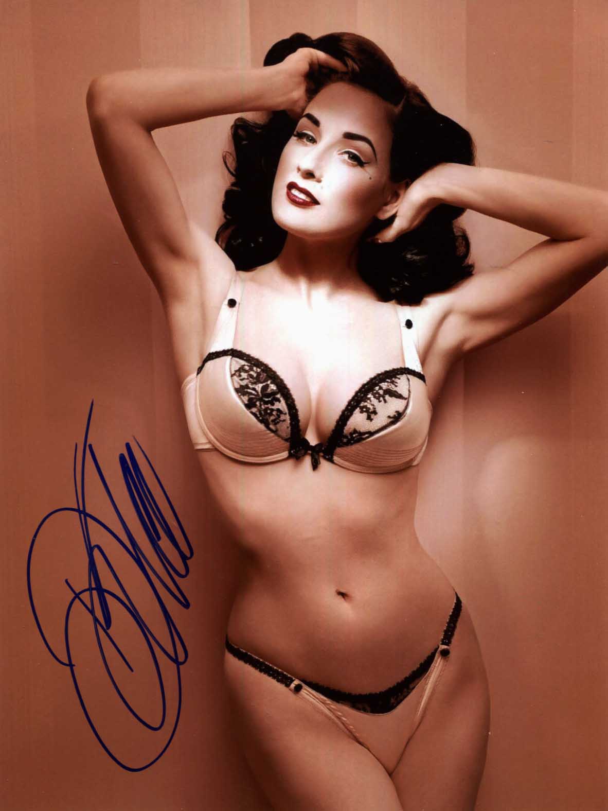 Dita von Teese Autograph