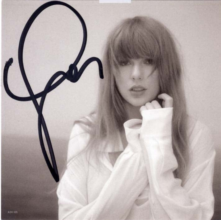 Taylor Swift Autograph