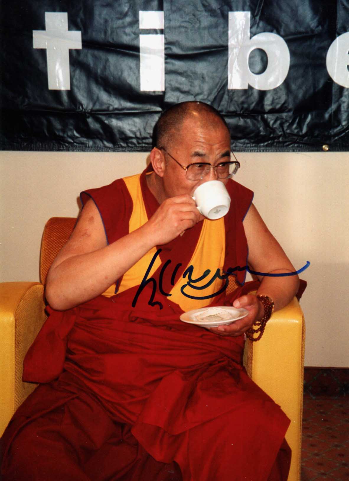 Dalai Lama 14th Autograph Autogramm | ID 15882510598525