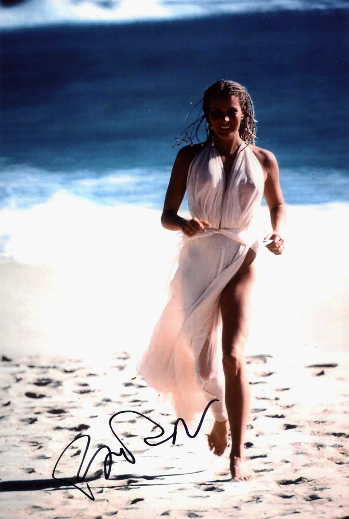 Bo Derek Autograph Autogramm | ID 15883976900989