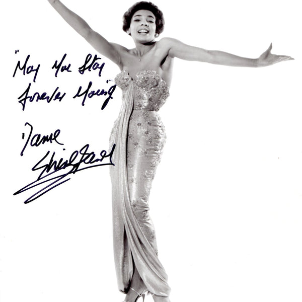 Shirley Bassey autograph, signed photograph