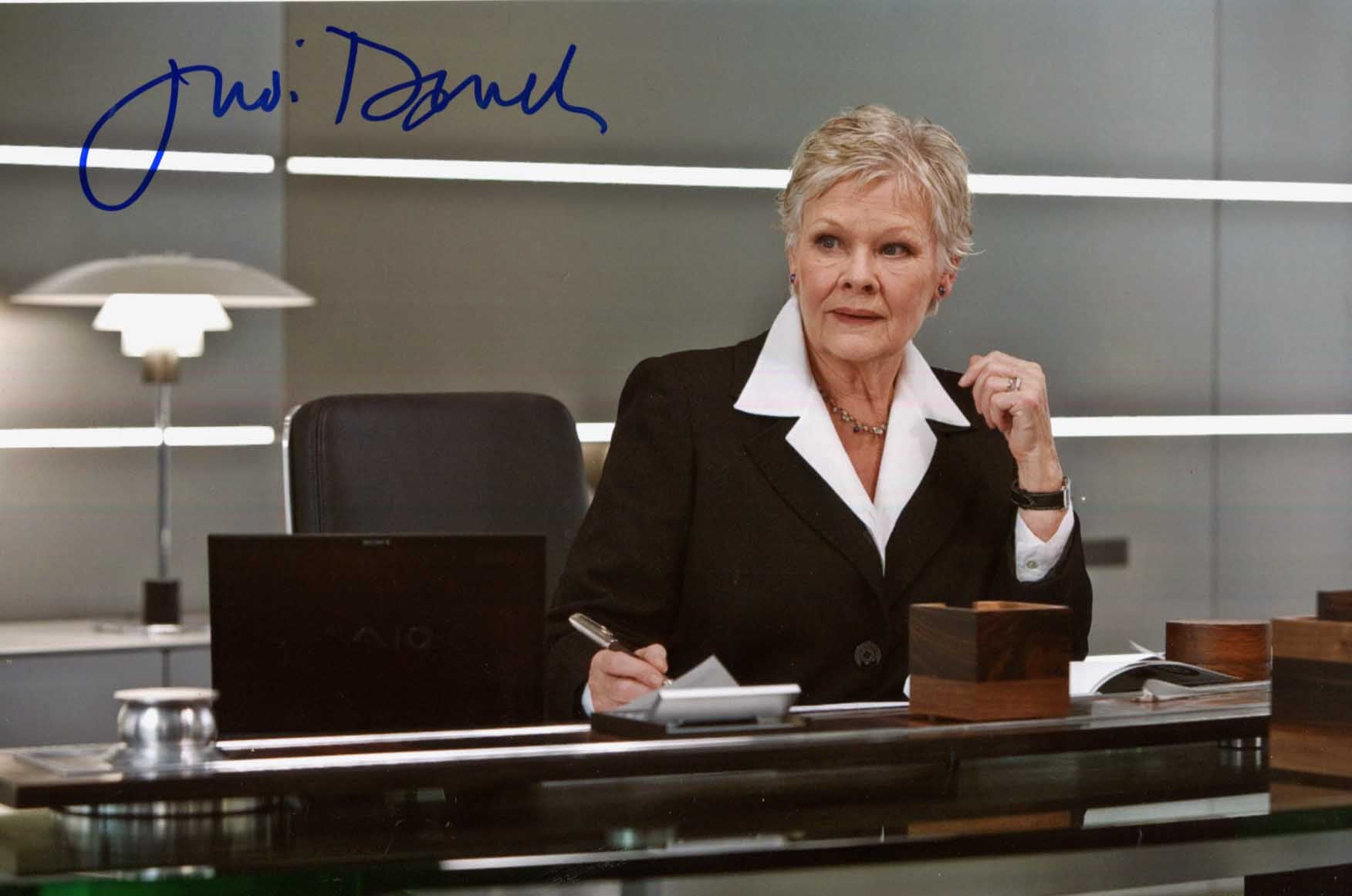 Judi Dench Autograph Autogramm | ID 15975569621373