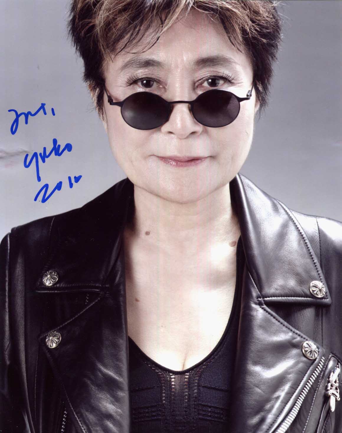 Yoko Ono Autograph Autogramm | ID 15984275358077