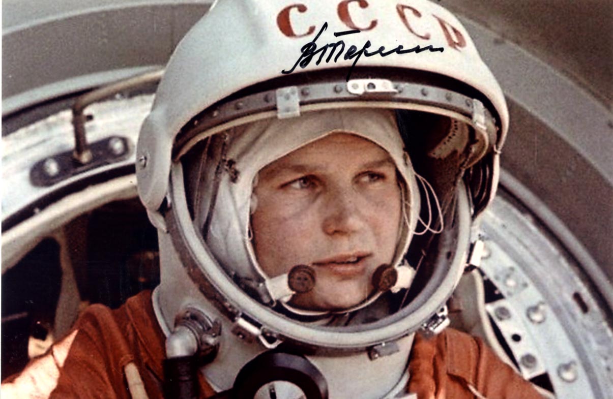 Valentina Tereshkova Autograph Autogramm | ID 15995936244093