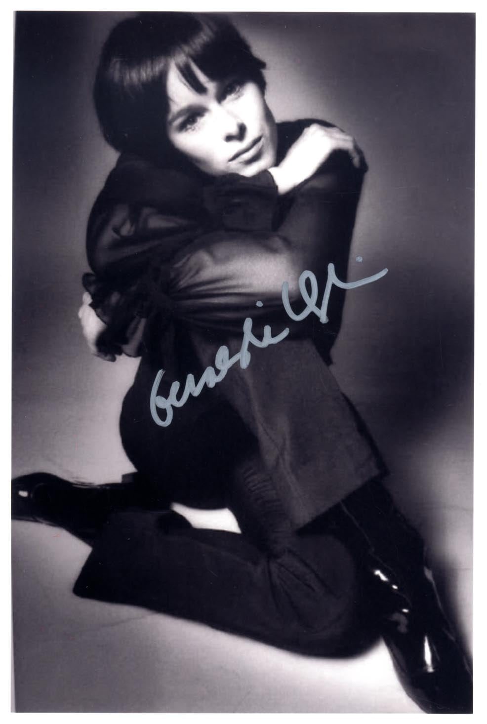 Geraldine Chaplin Autograph Autogramm | ID 16069955551613