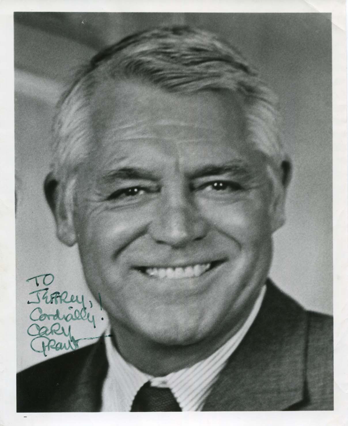 Cary Grant Autograph | signed vintage photographs