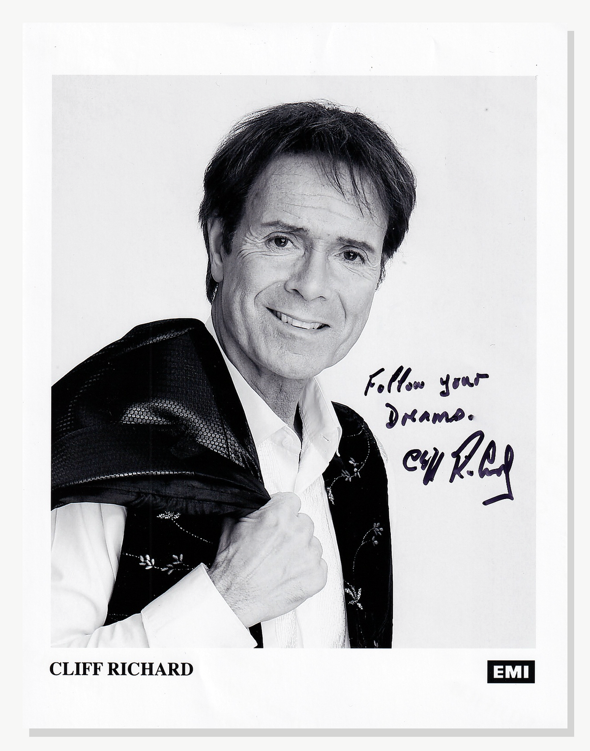 Cliff Richard Autograph Autogramm | ID 16063831671165