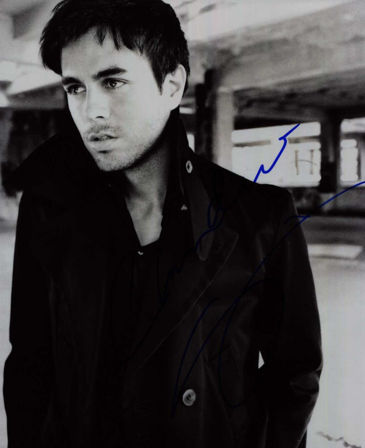 Enrique Iglesias Autograph Autogramm | ID 14680317133181