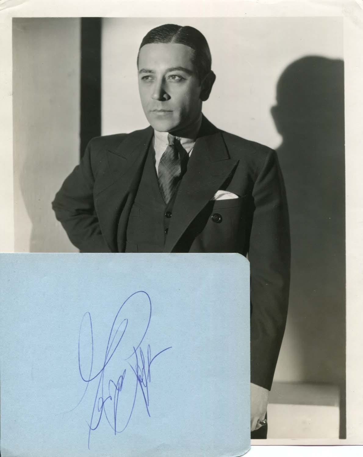 George Raft Autograph | signed cards / album pages