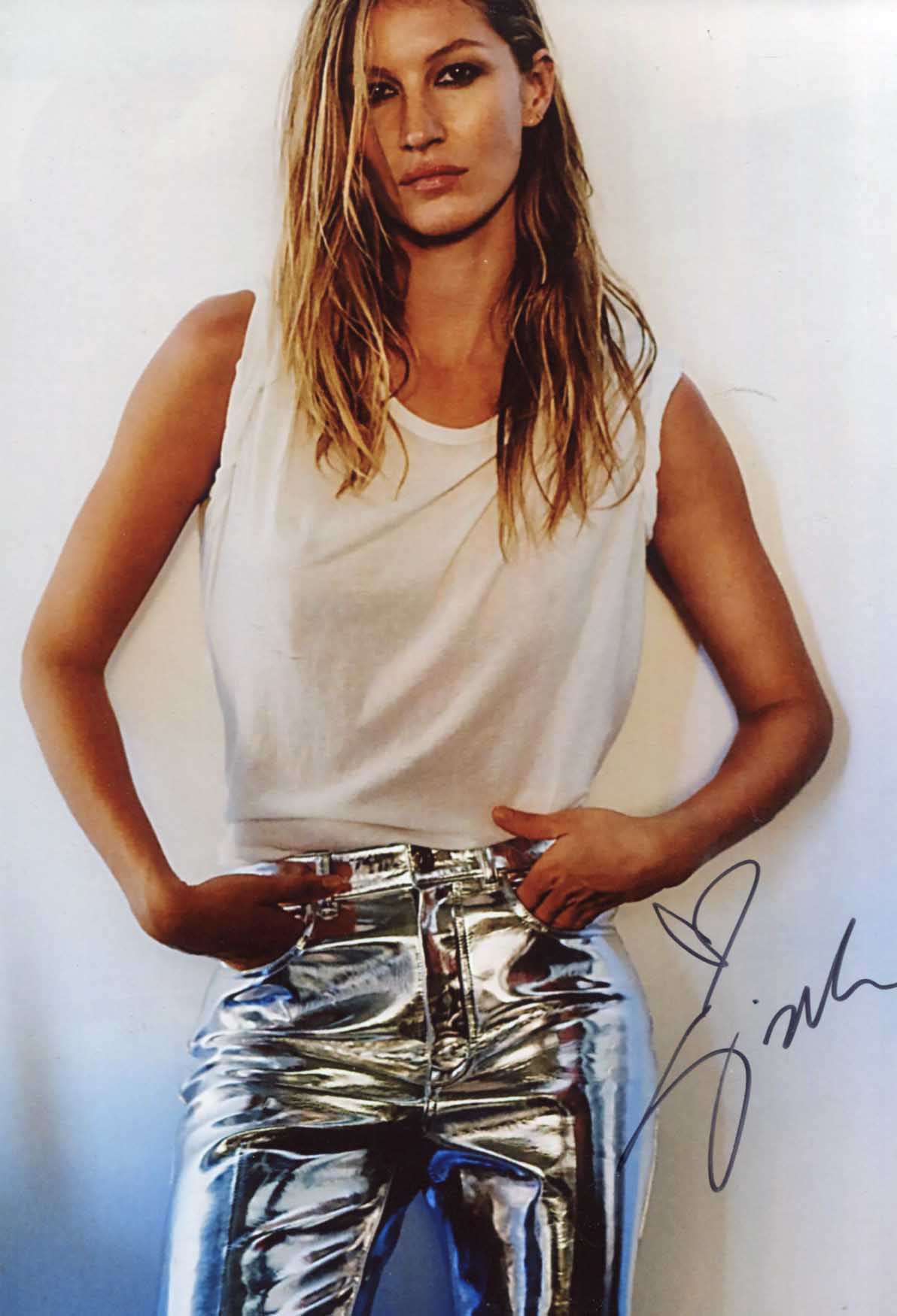 Gisele  Bündchen Autograph Autogramm | ID 14835567526269