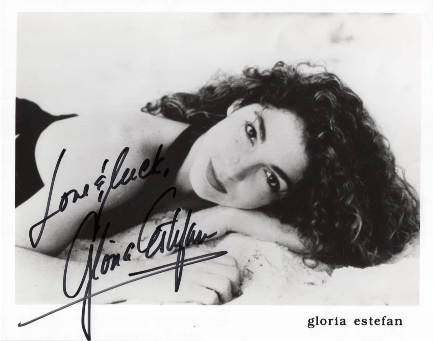 Gloria Estefan Autograph Autogramm | ID 8437383528597