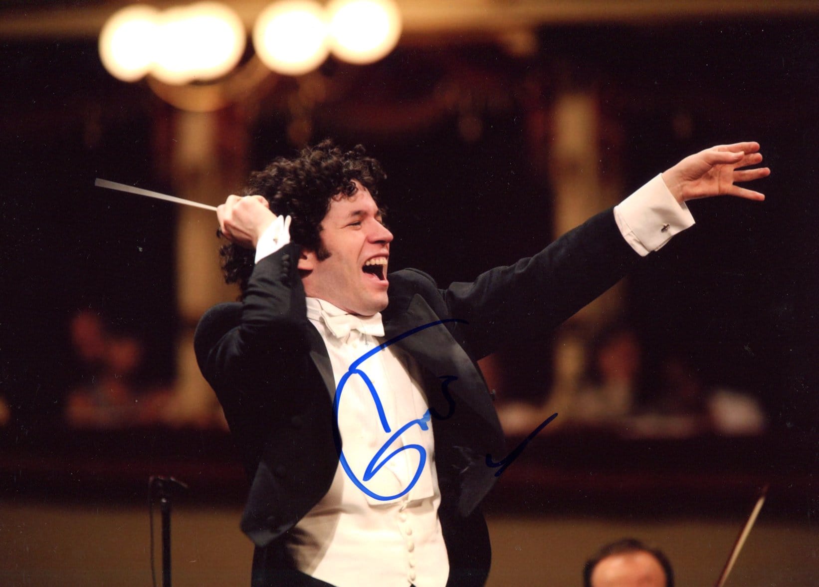 Gustavo Dudamel Autograph