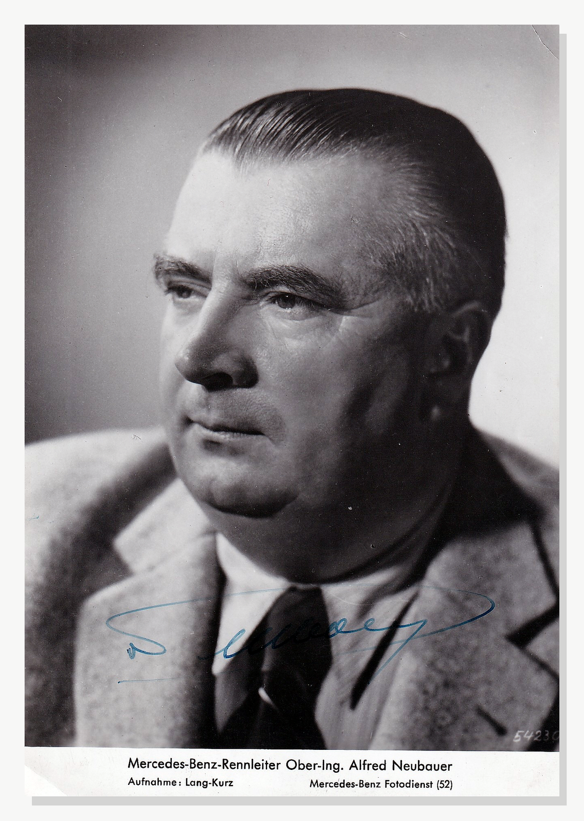 Alfred Neubauer Autograph Autogramm | ID 16018443633021