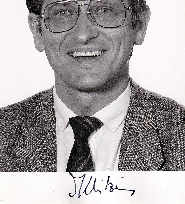 Klaus von Klitzing Autograph Autogramm | ID 16080201449853