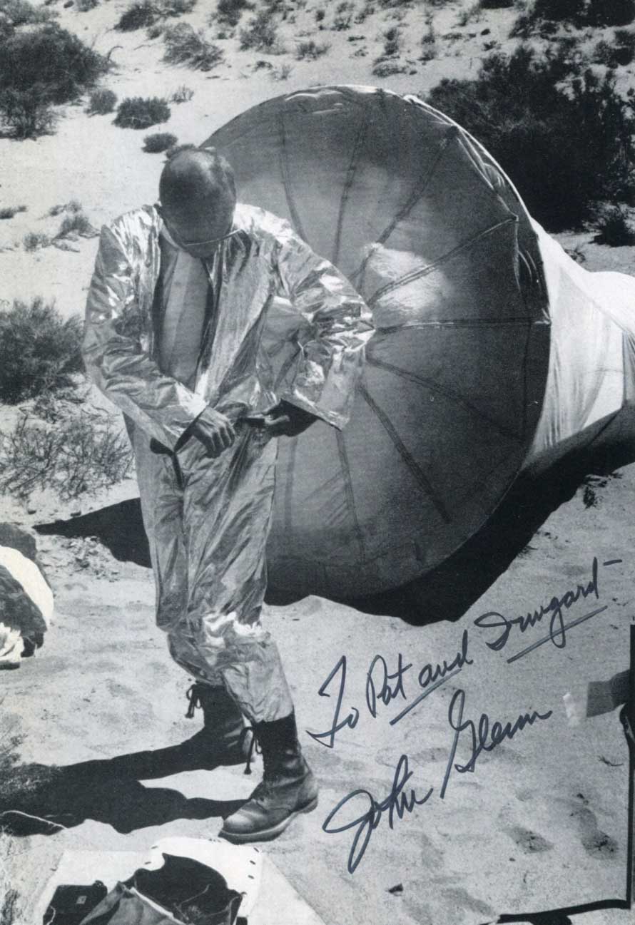 John Glenn Autograph Autogramm | ID 14898629411197