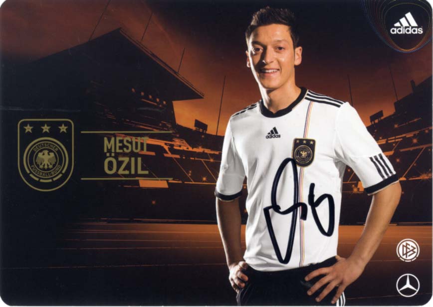 Mesut &amp; Yildiray &amp; Hamit Özil &amp; Bastürk &amp; Altintop Autograph Autogramm | ID 14835583975805