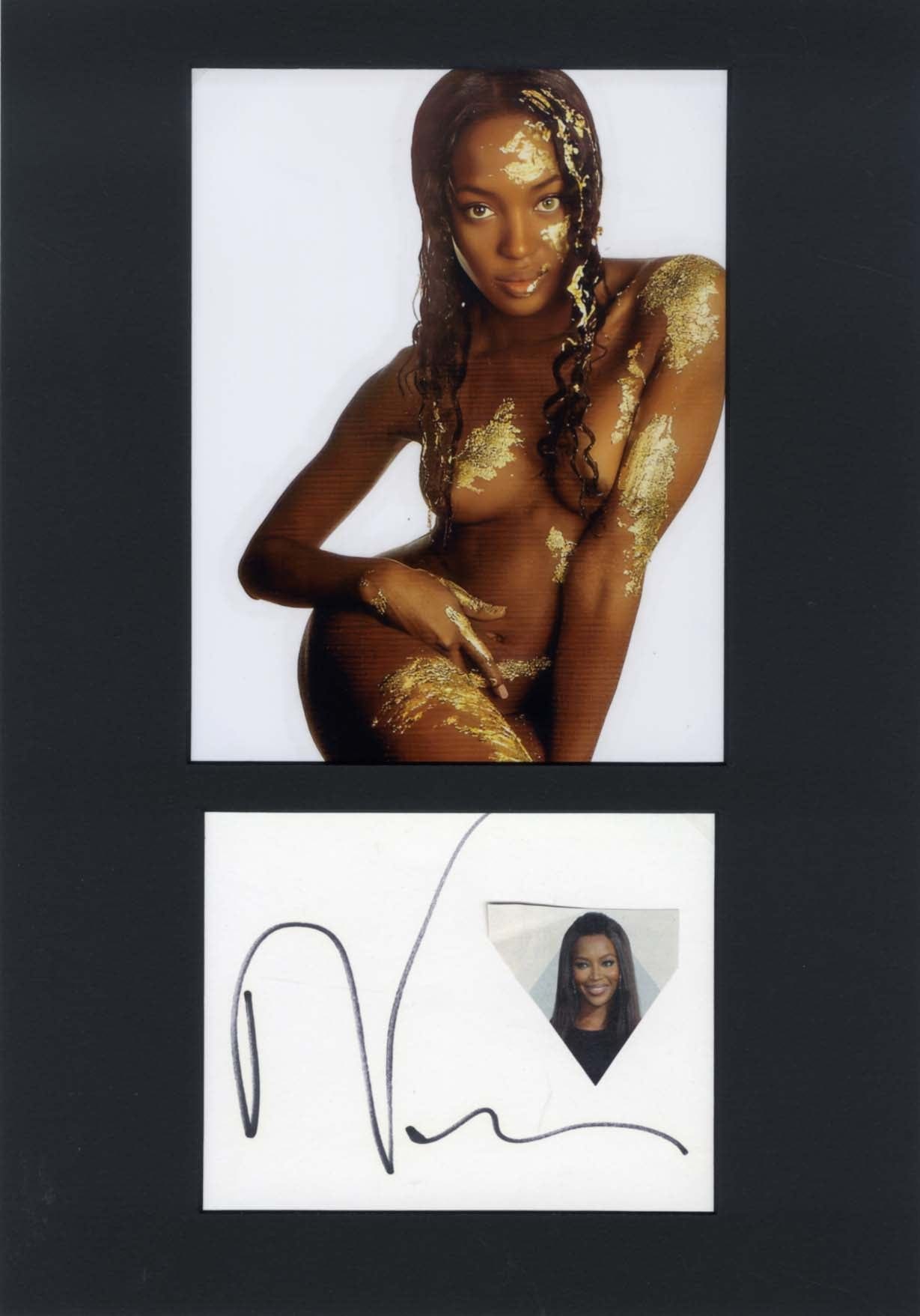 Naomi Campbell Autograph Autogramm | ID 8507439644821