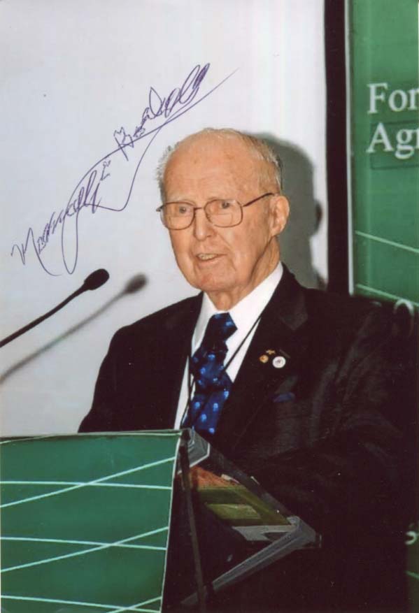 Norman Ernest  Borlaug Autograph Autogramm | ID 8042765910165