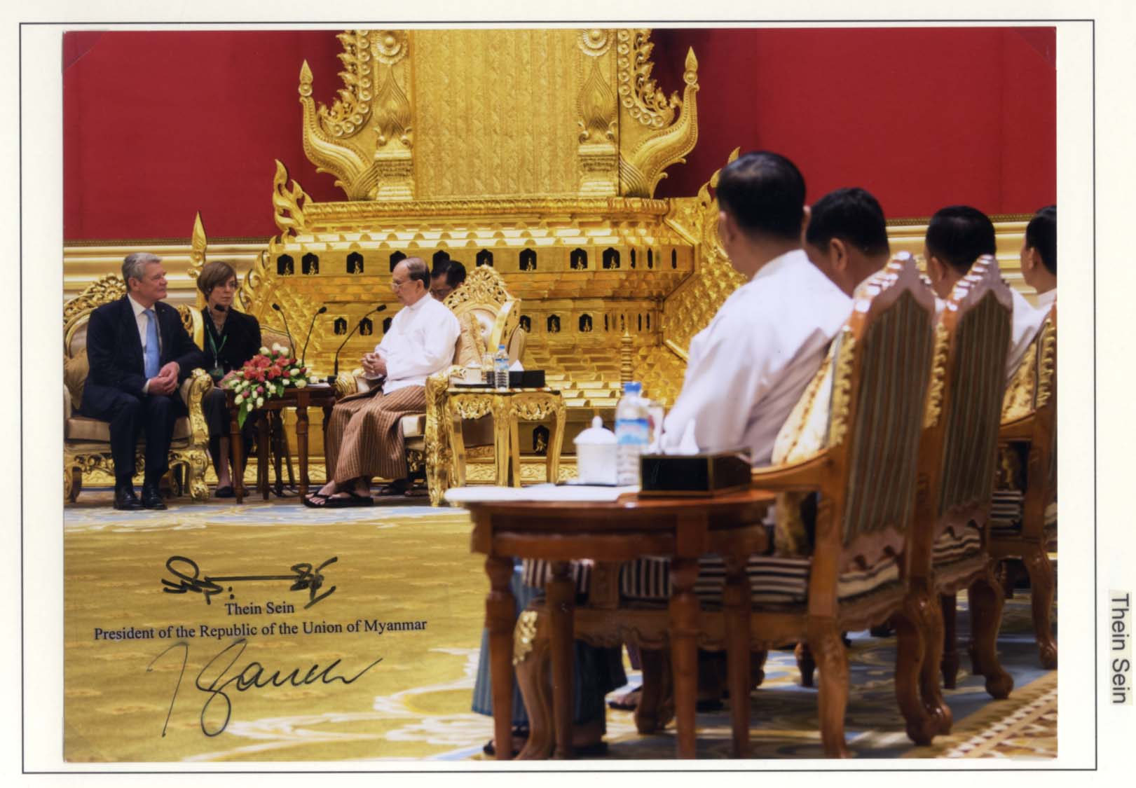  Nu &amp; Win &amp; San Kyi &amp; Others Autograph Autogramm | ID 7959553736853