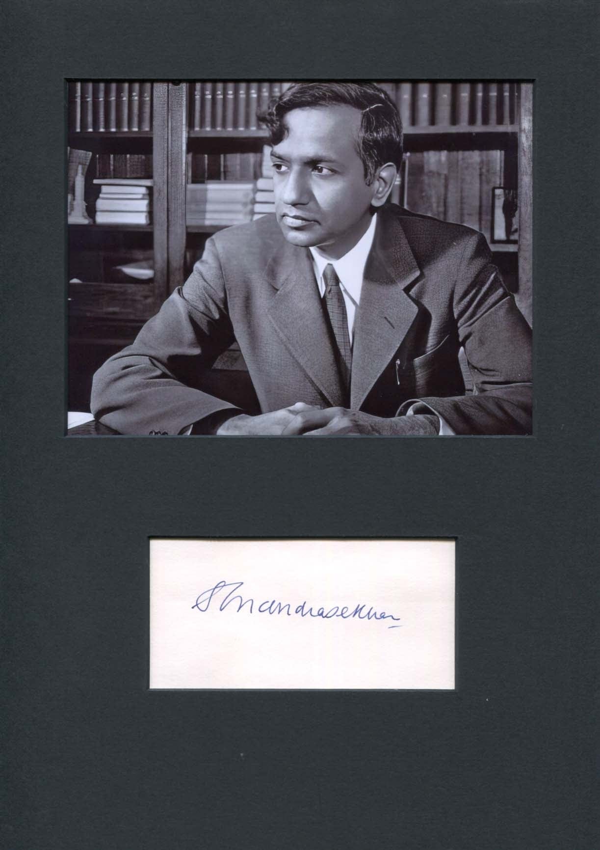 Subrahmanyan  Chandrasekhar Autograph Autogramm | ID 8279149183125