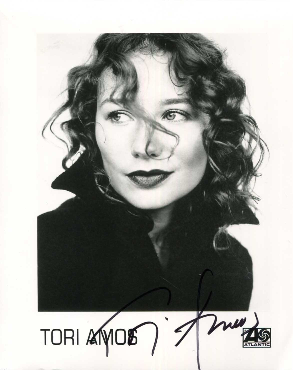 Tori  Amos Autograph Autogramm | ID 8551593934997