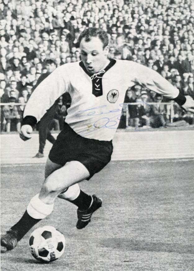 Uwe Seeler Autograph Autogramm | ID 14604020547965