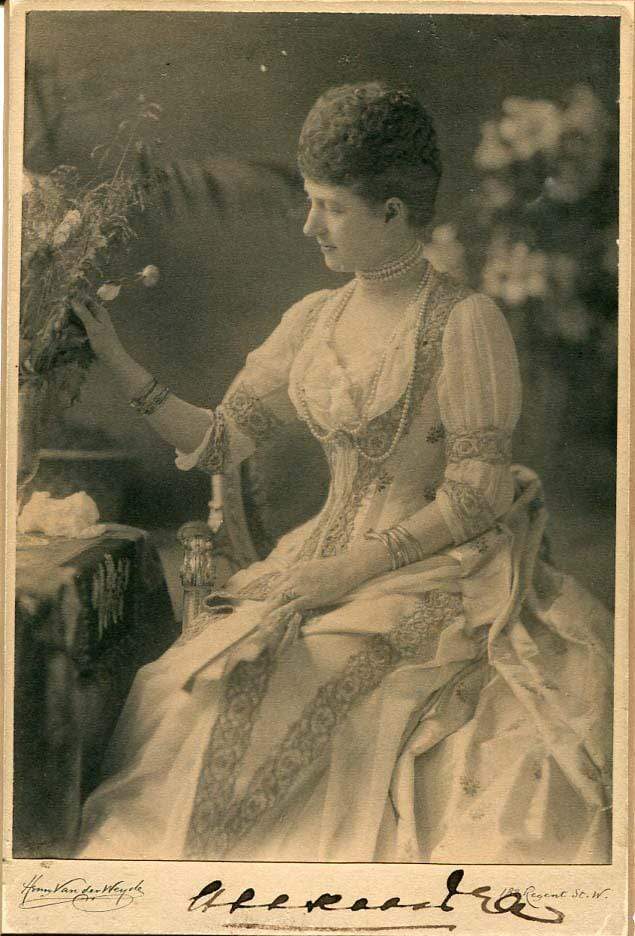 of Denmark, Alexandra autograph
