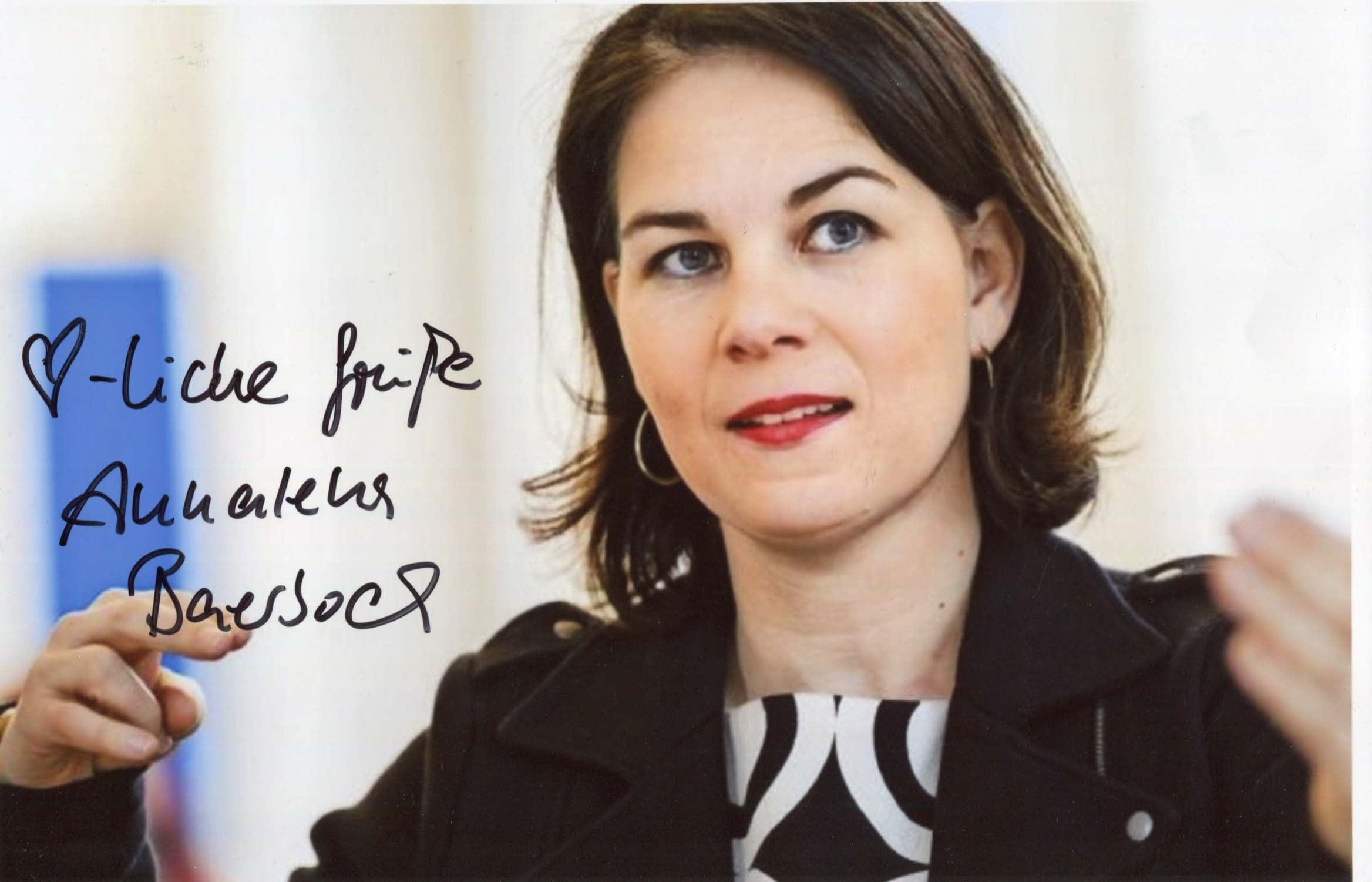 Annalena Baerbock Autogramm