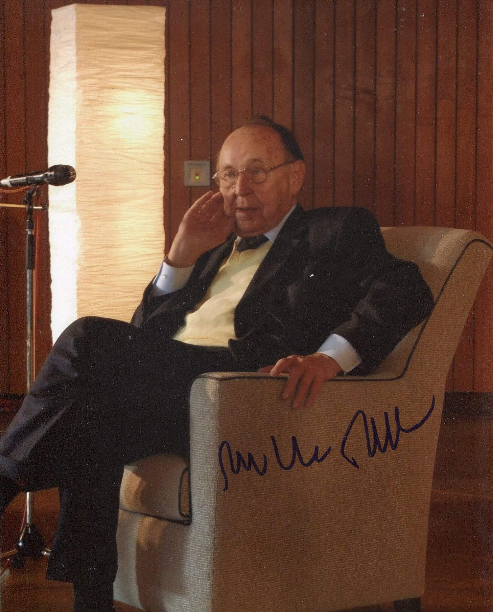Genscher, Hans-Dietrich autograph
