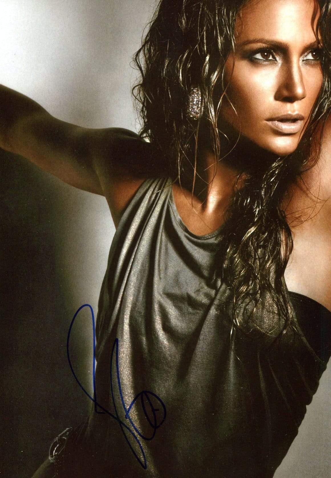 Lopez, Jennifer autograph