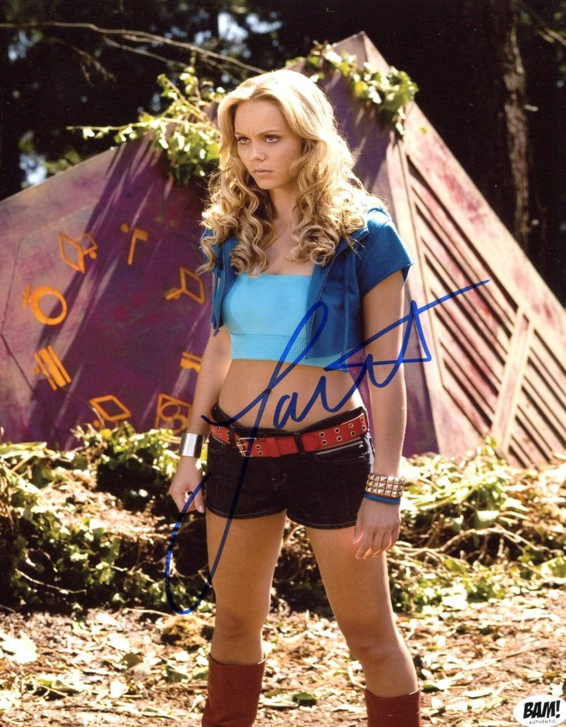 Vandervoort, Laura autograph