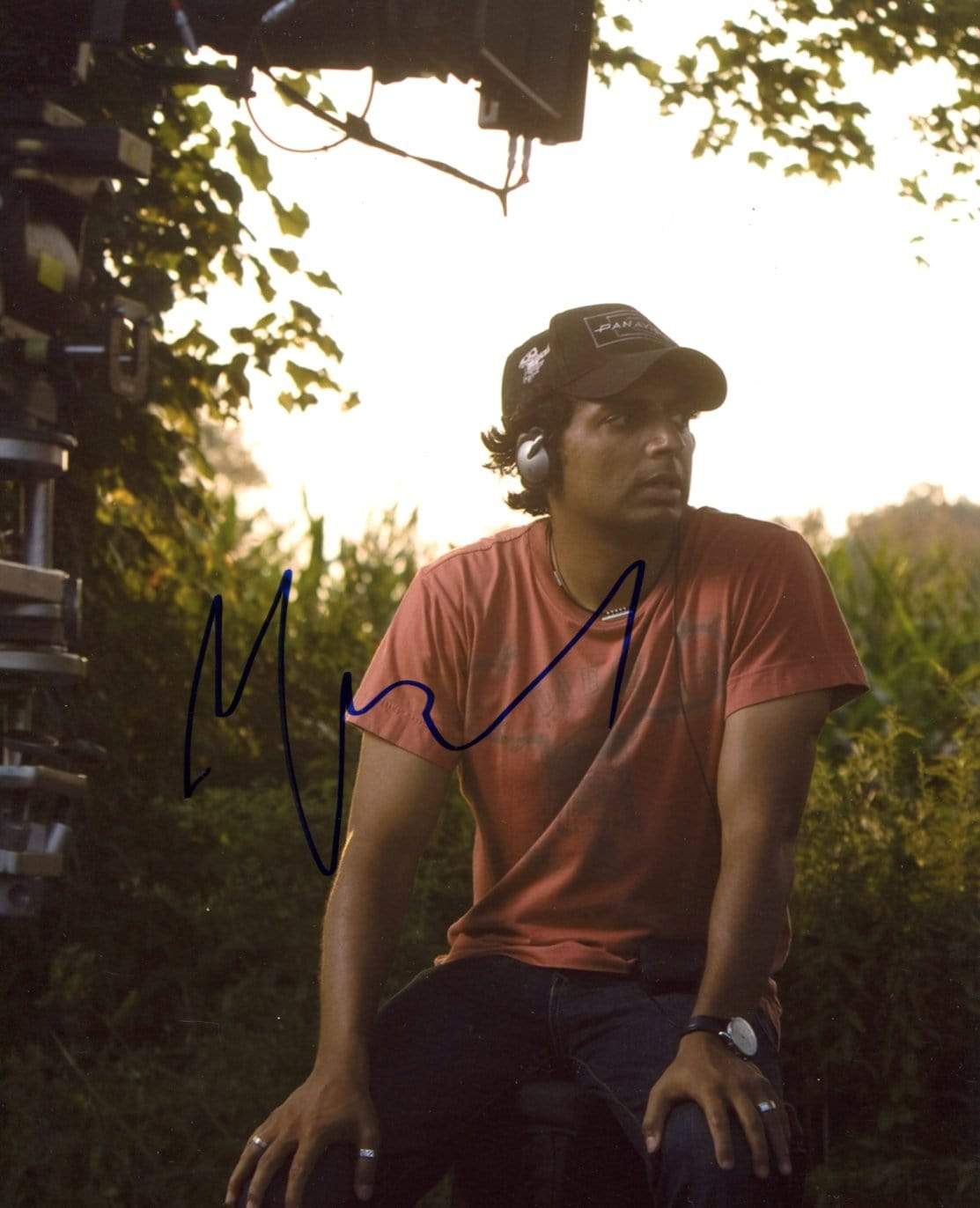 Shyamalan, M. Night autograph