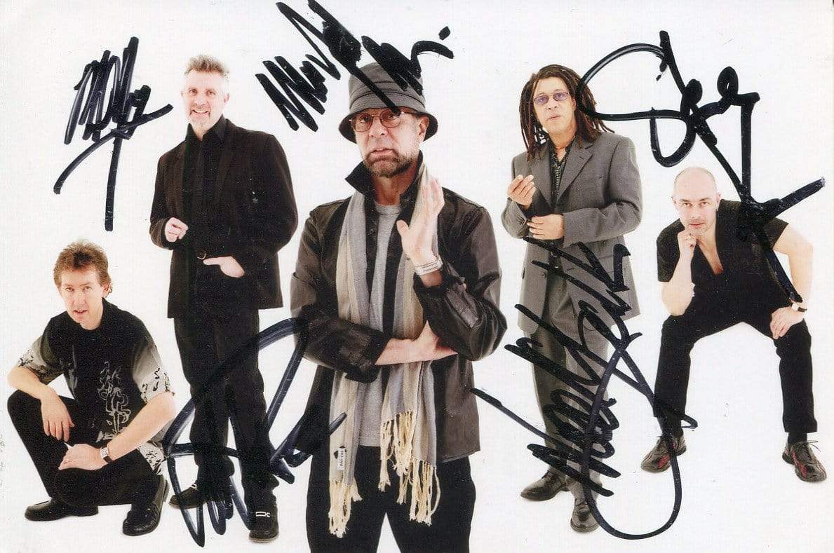 Manfred Mann's Earth Band autograph