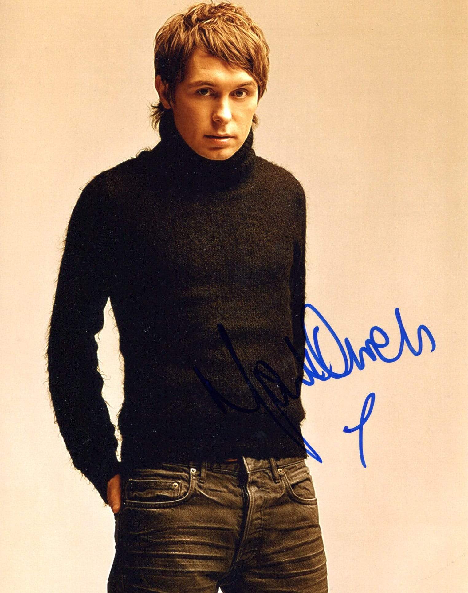Owen, Mark autograph
